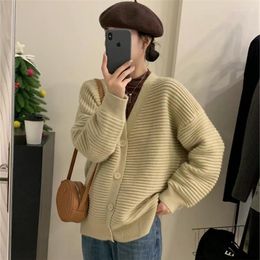 Vrouwen Knits Hsa 2023 Mode Vrouwen Effen Kleur Pit Strip Truien Vesten Lange Mouwen Beschermen Gebreide Chic Knop Vrouwelijke jas