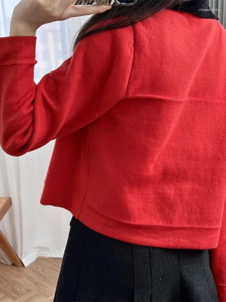 Veste rouge tricot pour femmes tricots