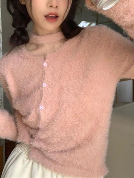 Tricot pour femmes tricot tricot automne hiver 2024 couleur solide suspendu le cou simple poitrine de style coréen de style coréen pour les filles