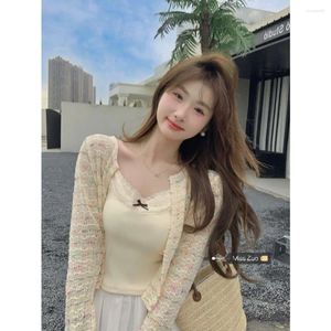 Tricots pour femmes coréens creux mince section solaire en tricot à cran de crème solaire féminine 2024 Chic de cardigan à manches longues et à manches longues