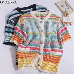 Tricots féminins onalippa Sweet Short Sleeves Tripe Cardigan Femmes Contraste Hollow Out Chic Butter Sweater coréen Gente Wind Loose Shirts