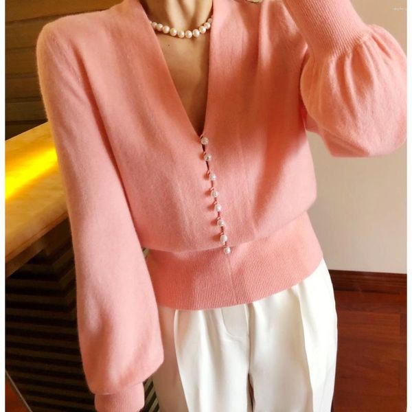 Tricots pour femmes Cardigan en cachemire rose pour femmes 2024 Sexy col en V manches bouffantes pull lavande élégant perles bouton blanc noir tricots