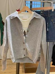 Tricots pour femmes Tricots Preppy Style Gris Coton Pulllares Softs Mabinement Femmes Chic Butt Down Collar Buttons Tricot Cardigan Sweet Simple mignon Sweater