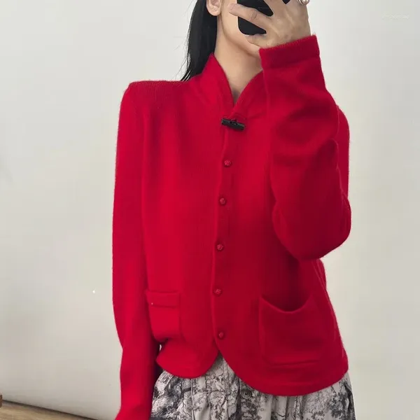 Sweat-shirt en tricot doux pour femme, pull en cachemire rouge, Style chinois, petit col montant, bouton plaque, année de fête