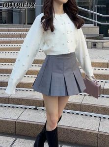 Damesbreien Spring en herfst Lange mouw veelzijdige trui jas 2024 Japans zoete parel decoratief o-neck kort gebreide vest