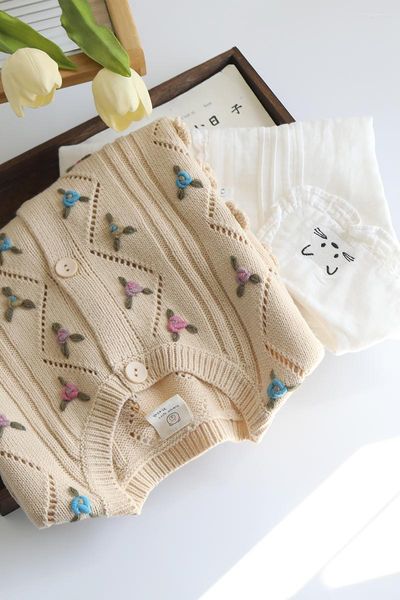 Tricots pour femmes Printemps Automne Femmes Japon Style Mori Kei Filles Lâche À La Main Fleur Crochet Confortable Doux Laine Sans Manches Gilet Cardigans