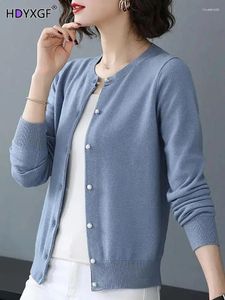 Tricots pour femmes printemps automne simple boutonnage à manches longues cardigan court femmes couleur unie col rond tricot doux pulls mode coréenne mince confortable