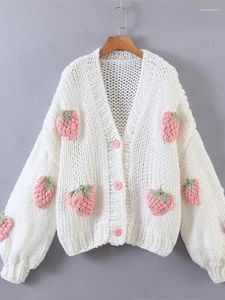 Tricots pour femmes Fraise Imprimé Crochet Cardigans Femmes Hiver Style Coréen Lâche Tricot Pull Femme Mode Casual V Cou Cardigan