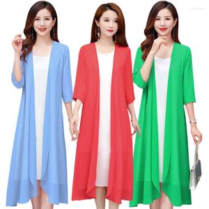 Femmes tricots été décontracté femmes Long lâche Cardigan dame châle haussement d'épaules chemises en mousseline de soie Protection solaire Blouse volants manteau