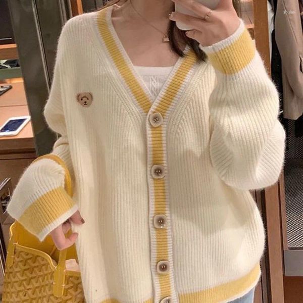 Suéter de punto para mujer, cárdigan holgado de estilo coreano con cuello en V, color amarillo, primavera 2024, venta al por mayor