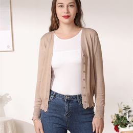 Dames Knits T -shirt Spring Knitted Ladies Sweaters Tricot Koreaanse modestijl Outerwear Vneck kleding Blouses Cardigan Vrouw FTGR 230317