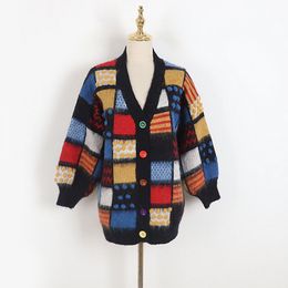 Damesbreien Tees Autumnwinter Vintage Vneck Color Plaid Ball Sweater Dames losse jas Mohair Tops 230324