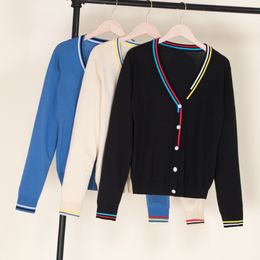 Damesbreien T -stukken Haak Top Blouses Tricot Clothing bijgesneden Koreaanse modestijl Jersey Cardigan vrouwelijk gebreide dames truien zwarte bovenkleding 230816