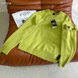 Women's Knits & Tees Designer 2023 Early Spring New Holiday Collection Fashion and Simple Small Bag Decoration Mustard Green Woolen Sweater Knit WLHU