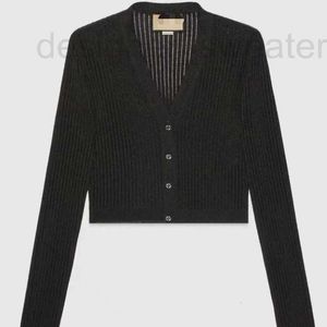 Tricot de tricots pour femmes 2024 Nouveau Style de luxe au début du printemps Noir en V Cardigan tricot Lhxf