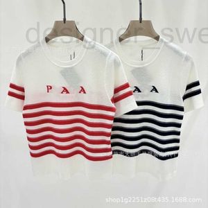 Damesbreien T Tees Designer 2024 Zomer Nieuwe High Version Letter Jacquard Contrast Stripe Fashion veelzijdige dames ronde nek gebreide korte mouwen 43nz