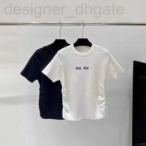 T-t-t-t-t-shirt de créateur de la lettre brodée française