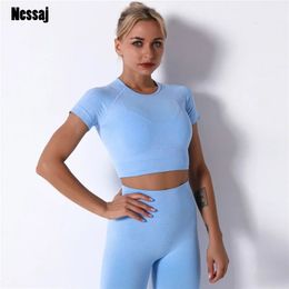 Damesgebreide T-shirts Nessaj Effen Kleur Vital Naadloos Fitnessshirt Dames Fitness Top met korte mouwen Workout Tops Gymkleding Sportkleding Hardloop T-s 231011