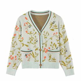 Damesbreien Tees Runway merkontwerper Gebreide kleding Vneck losse lange mouw bovenkleding hoogwaardige bloemenplant Jacquard Cardigan SY2407 230413