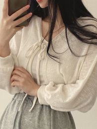 Femmes tricots t-shirts mince blanc Cardigan femmes été crème solaire lacets lanterne manches tricots haut dames coréen Style décontracté élégant manteau 230413
