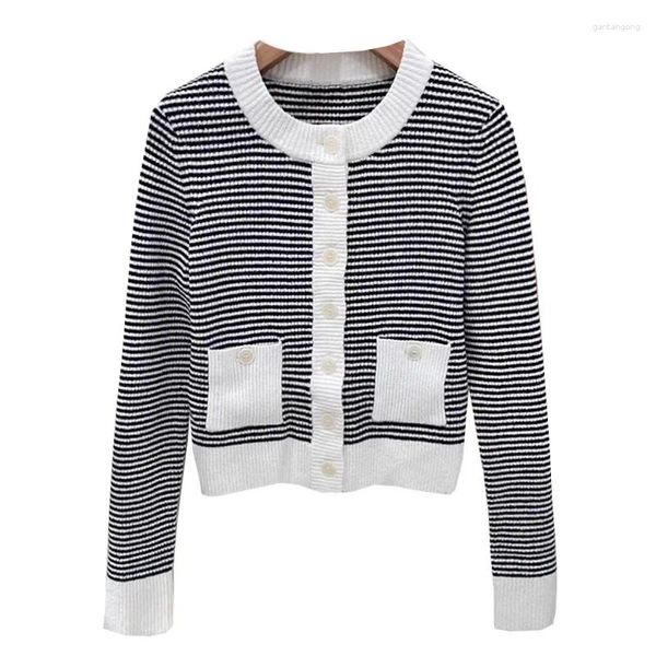 Tricots pour femmes VII 2024 S début du printemps femme vêtements rayé col rond simple boutonnage veste haut tricot Cardigan pull femmes