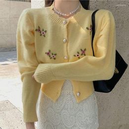 Femmes tricots Vintage Floral Crochet Crop Cardigan haut femmes 2023 automne mignon Cardigans mode coréenne O cou perle boutons pull manteau