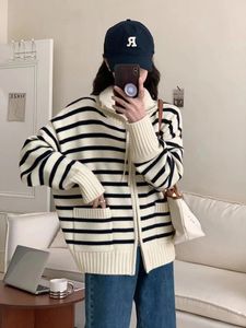 VOLALO – Cardigan ample en tricot pour femmes, style coréen, col Polo, polaire à rayures, assorti avec tout, pull chaud à fermeture éclair, vêtements d'extérieur