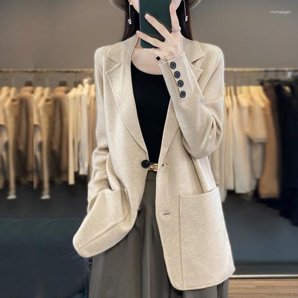 Knits de mujer Woteeews Pure Wool Cardigan Polo Séter Color sólido Fashion Exquisito Autumn and Winter Coat