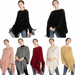 Cape tricotée pour femme avec ourlet frangé Fashion Crochet Pull Poncho pour l'hiver Automne Solide Plus Size