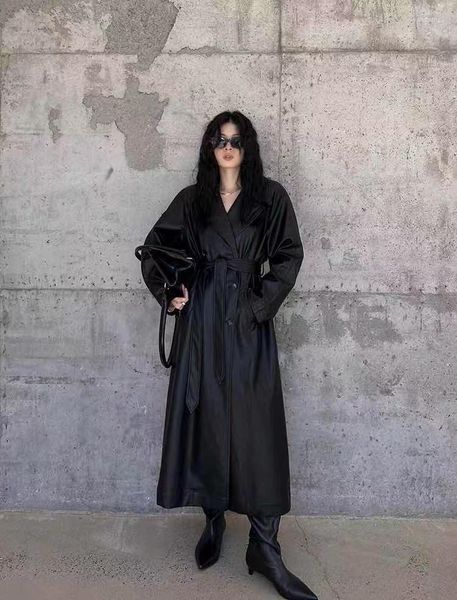 Trench-coat en cuir à col rabattu pour femme, pardessus avec ceinture, grande taille, coupe-vent, vente en gros, mode automne-hiver 2024