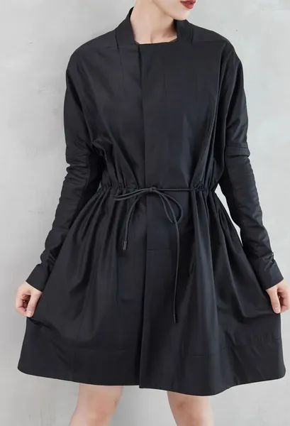Chaqueta de cuero para mujer, abrigos largos medio sueltos de piel de cordero genuina negra de lujo, diseño de manga tejida con empalme con cordón Win2024