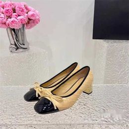 Chaussures en cuir pour femmes chaussures formelles talon haut de 5,5 cm en cuir supérieur panneau de cuir intérieur en cuir 34-41