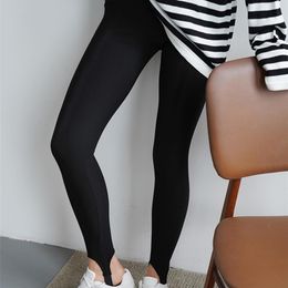 Leggings de mujer Otoño Invierno Leggings de mujer Algodón Suave Casual Apilados Medias de cintura alta Slim Basic Beige Punto acanalado Leggings para mujer 220914