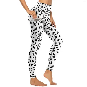 Leggings de mujer con estampado de perro dálmata, pantalones de yoga de entrenamiento en blanco y negro, Leggins de moda Push Up, medias deportivas personalizadas de secado rápido XL XXL