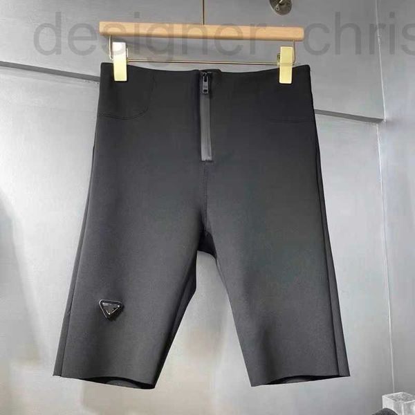 Leggings Femmes Designer Luxe 2023 Été Nouveau P Triangle Cinq Points Yoga Mince Bas Serré Shorts Taille Haute Pantalon De Cyclisme Élastique X6TI