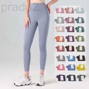 Leggings pour femmes Designer Pantalons de yoga Couleur unie Taille haute Yoga leggings Pantalon Gym Wear Elastic Fitness Lady Global Full Tights Workout Womens Sweatpants RT5F