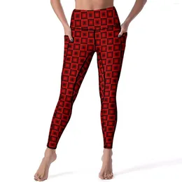 Leggings de mujer Red Black Black Sexy Checkerboard Push Up Yoga Pants de moda Leggins Lady Design Fitness Sport Legging