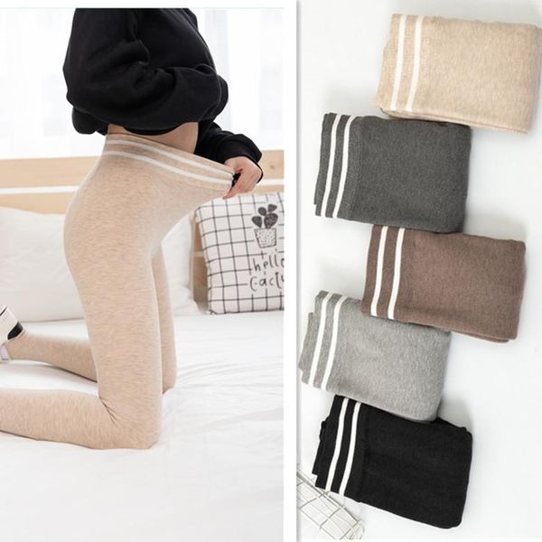 Leggings Femmes Femmes Qiu Dong Pantalon de yoga avec velours Porter des pieds de taille haute à l'extérieur d'un abricot Porter des leggings de fesse pour femmes