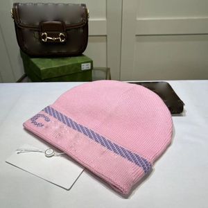 Gorro de diseñador con bordado de letras para mujer, gorro cálido para deportes de vacaciones de otoño e invierno para hombre