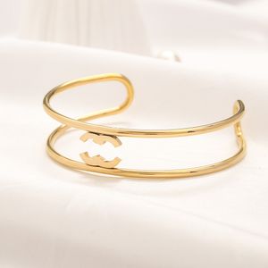 Bracelet cadeau d'amour pour femme plaqué or 18 carats bijoux de créateur de luxe Bracelet manchette Style celtique fête de mariage Bracelet ouvert en gros ZG2250