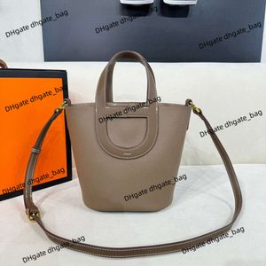 Luxe damestas designer schoudertas mode Nieuw in de lijn Pig Nose Bucket Bag Groentemand Open Handheld veelzijdige crossbody tas