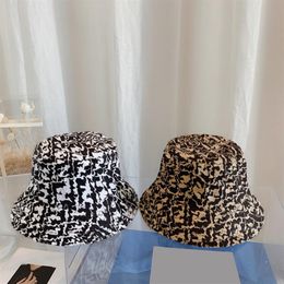 Женская роскошная шляпа-ведро Роскошные дизайнерские кепки модные зимние шапки с крышкой для лица Пара кепок универсальные ретро-принты теплые Neut185g