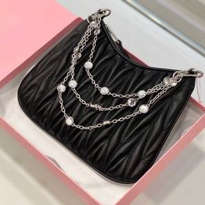 Bolsos de hombro de diseñador de lujo para mujer New Miu Fashion Boutique Girl Heart Diamond Chain Single Shoulder Cross Body Bag