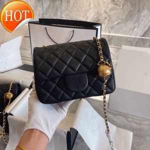 Luxe designer dames designer schoudertassen boven lederen envelop tas stijlvolle high klassieke gouden ketting verstelbare kleine gouden bal diagonale cross -tas fabriek directe verkoop