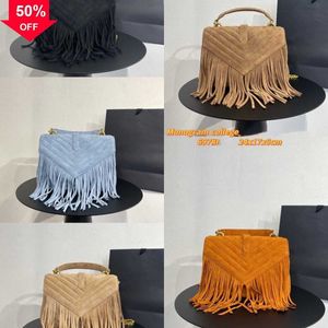 Designer de luxe pour femmes Sac à bandoulière unique Fourre-tout Pompon Messenger Vintage Style d'épaule unique Grand volume Sac Ventes directes d'usine