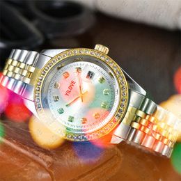 Célèbre montre de designer pour hommes et femmes Quartz importé mouvement horloge 40mm classique en acier inoxydable ceinture étanche verre miroir diamants cadeaux de luxe montres-bracelets