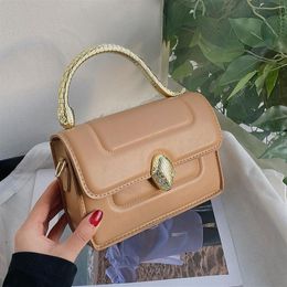 Sacs de messager pour femmes bv1gar1brand new grains handbag texture mode sacs simples à une épaule occidentale metal de style western portable s223a
