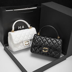 Nuevo bolso de cadena Lingge para mujer Bolso de mujer de moda de gama alta Pequeño viento fragante Cuadrado Bola dorada gorda Bolso cruzado Bolso de hombro único