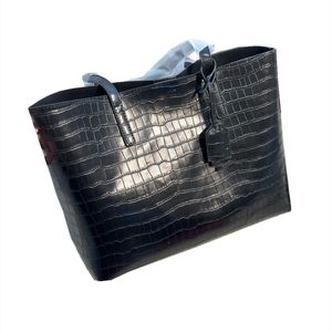 Dames één schouder grote capaciteit boodschappentas met kleine tas gewone zwarte krokodil korrelformaat 27 cm