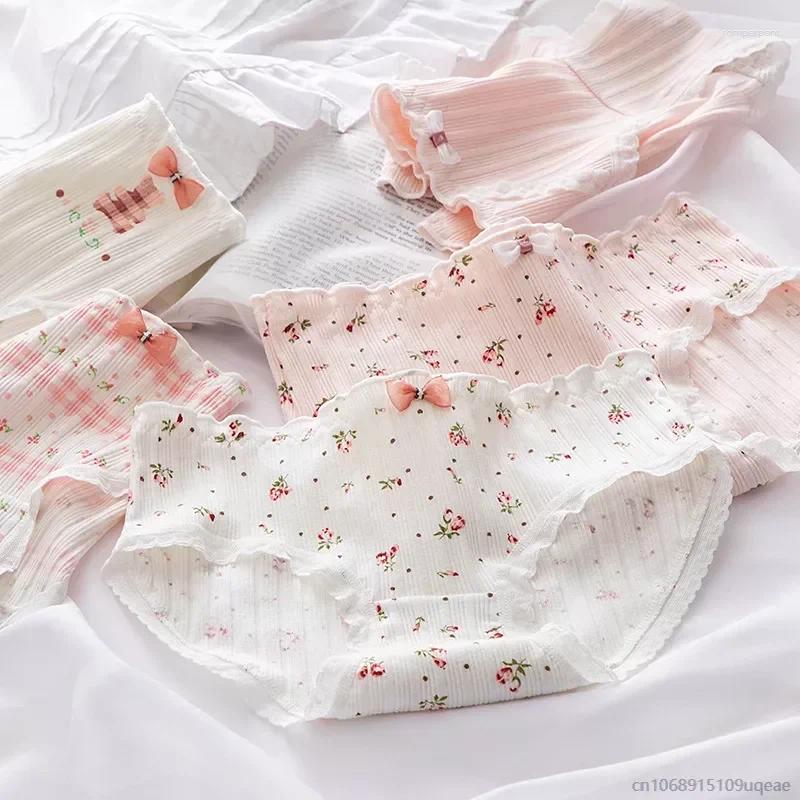 Kvinnors trosor 2024 Söt med bågslinje för kvinnor underkläder underkläder flickor rosa japaness stil blommig sexig trosor